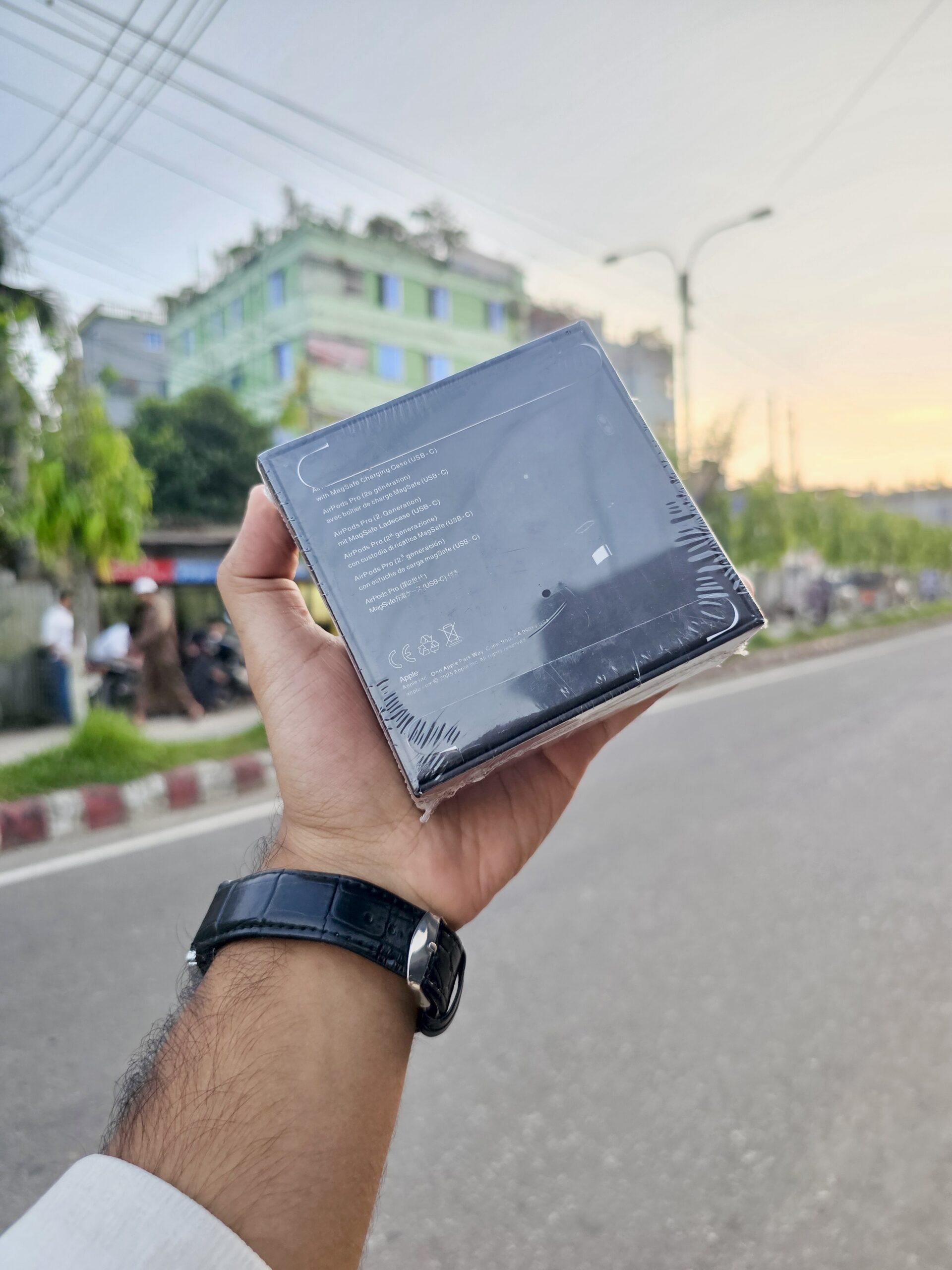 Airpods pro 2nd Generation 100% ANC Dubai Version USB-C with POPUP, Black - Image 2